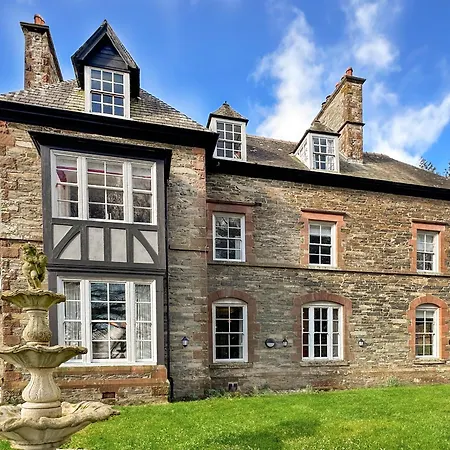 Dunningwell Hall *